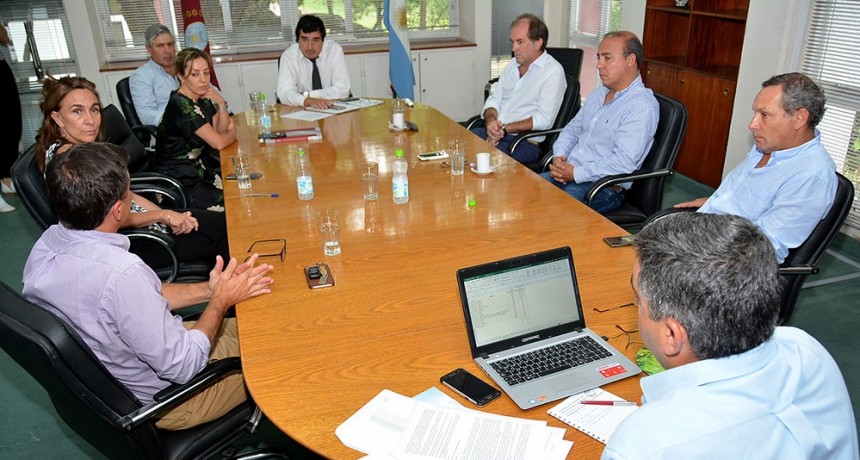 Martín de los Ríos  y Productores Agropecuarios analizaron las economías regionales