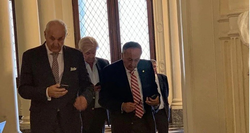 El gobierno pide apoyo empresario y les anticipó que no habrá incentivos fiscales