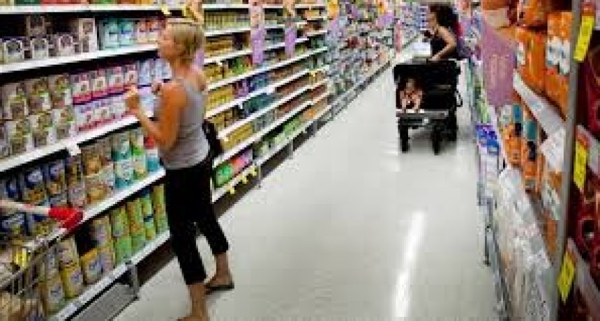 supermercados brindarán atención al público solo hasta las 17  