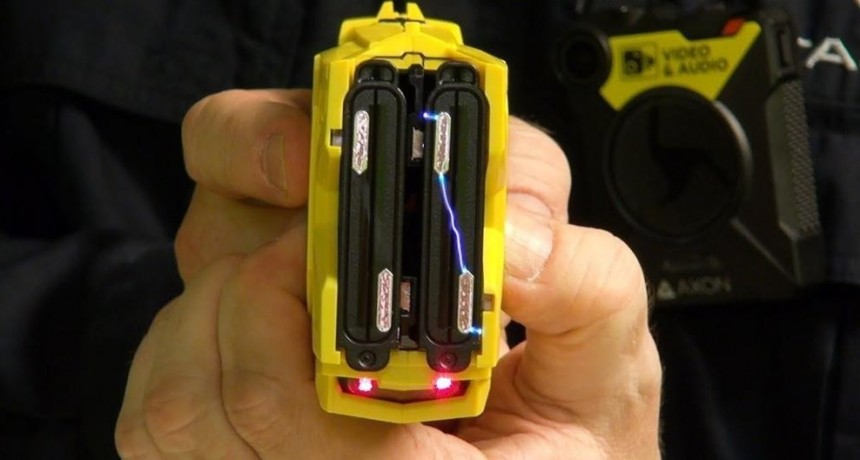 Se derogó el protocolo implementado por Bullrich y se suspende el uso de las pistolas Taser