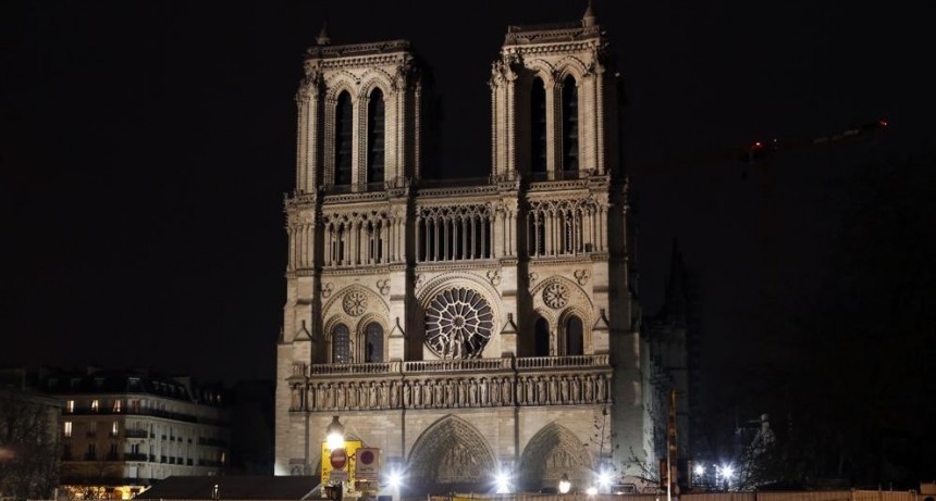 Notre Dame se queda sin misa de Navidad