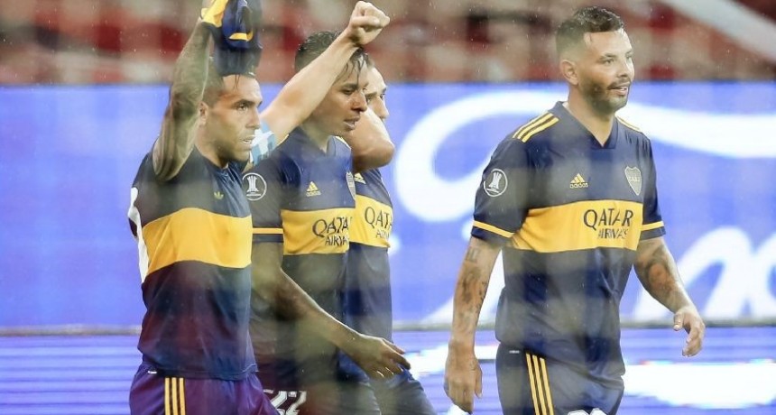 Boca le ganó a Inter en Porto Alegre