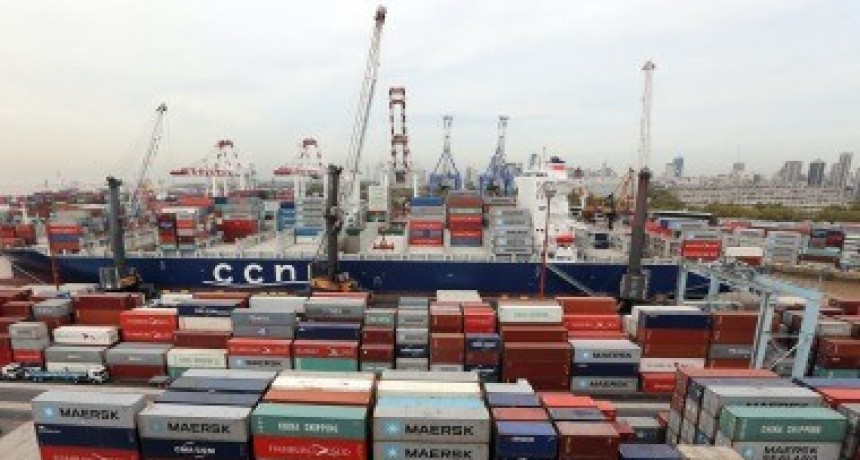 La huelga de trabajadores portuarios se extiende al fin de semana