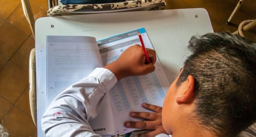 Argentina evalúan hoy a estudiantes con las pruebas Aprender