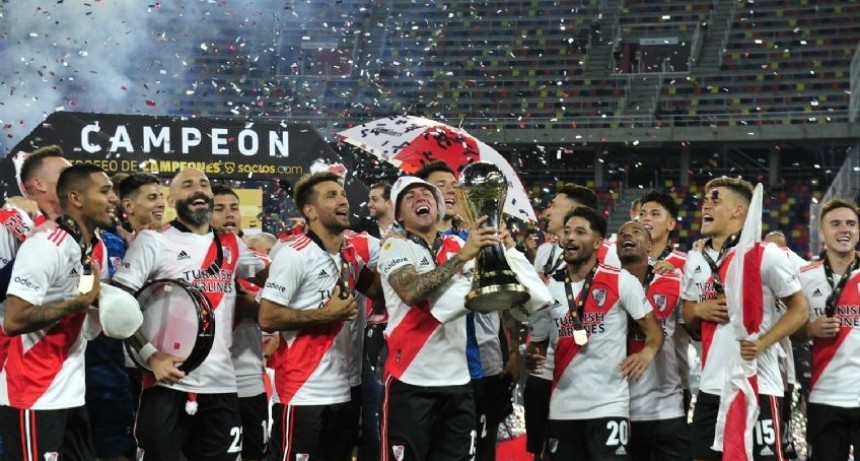 River   se quedó con el Trofeo de Campeones al ganarle a Colón