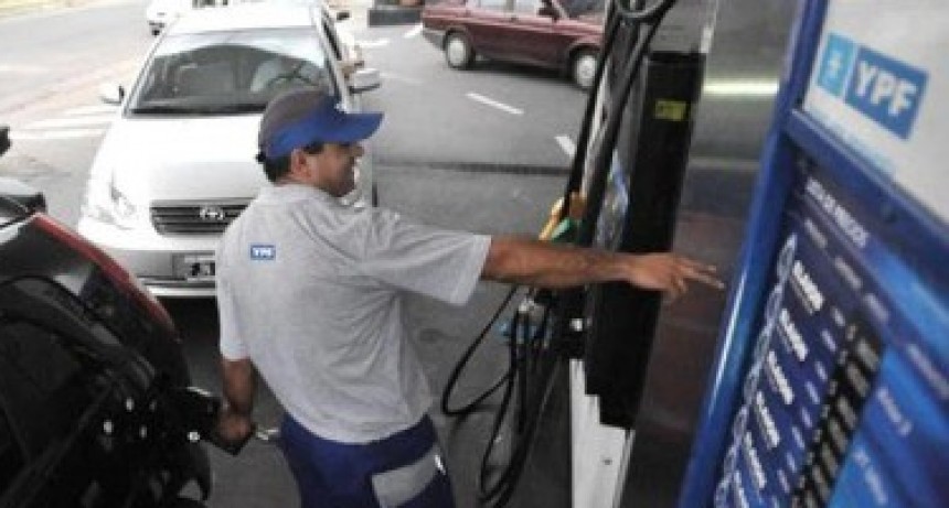 YPF aumentò los precios de sus combustibles