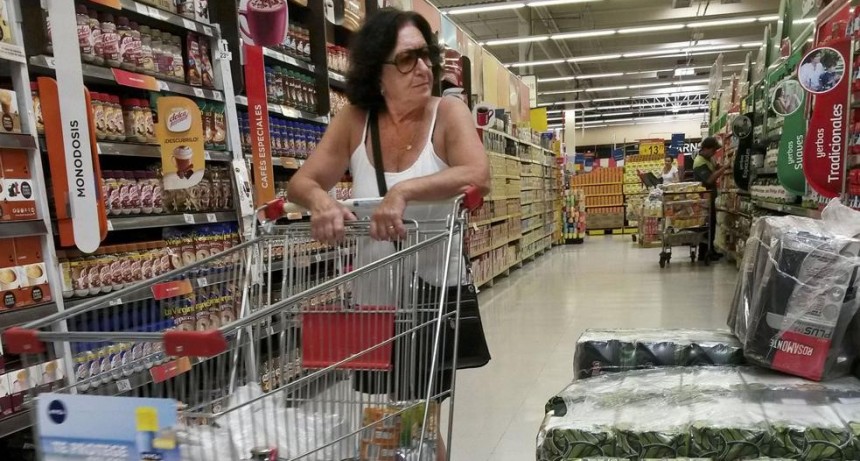 Privados calculan a la inflaciòn por debajo del 6%