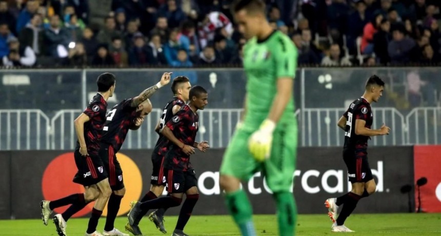 River le ganó 2 a 0 a Palestino River le ganó 2 a 0 a Palestino