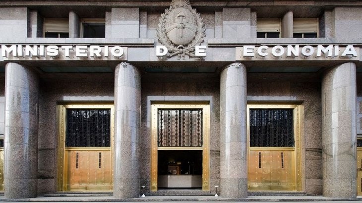 El Gobierno colocó $358.000 millones en el mercado local